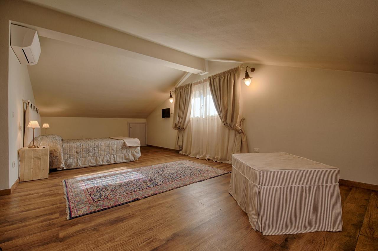 Agriturismo Poderedodici Орбетелло Экстерьер фото